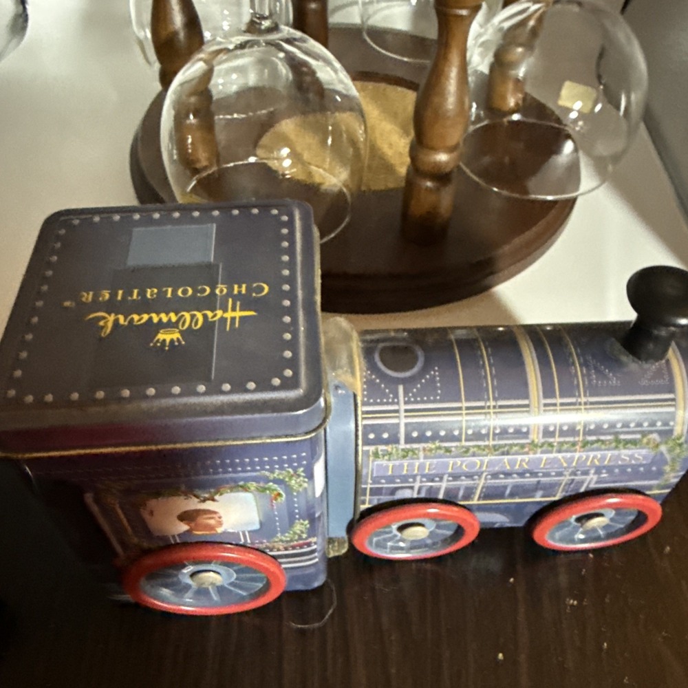 Polar Express Train Engine From Hallmark - Picture 3 of 8